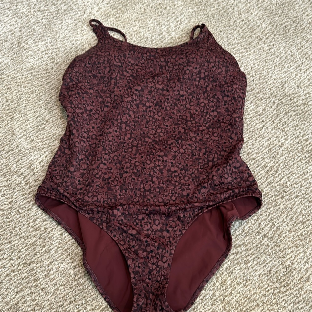 Athleta One Piece Swimsuit Large Tall